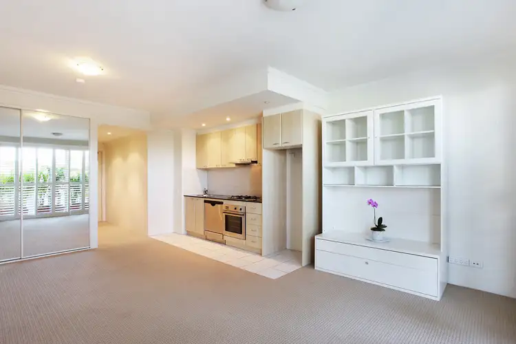 Main view of Homely studio listing, 32/13 Ernest Street, Crows Nest NSW 2065