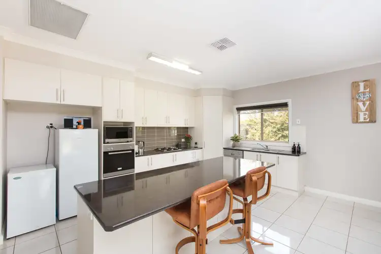 Second view of Homely house listing, 8 Valentino Court, Mildura VIC 3500
