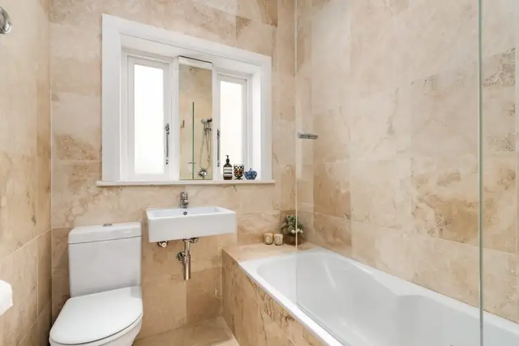 Fourth view of Homely apartment listing, 1/27 Beach Road, Bondi Beach NSW 2026