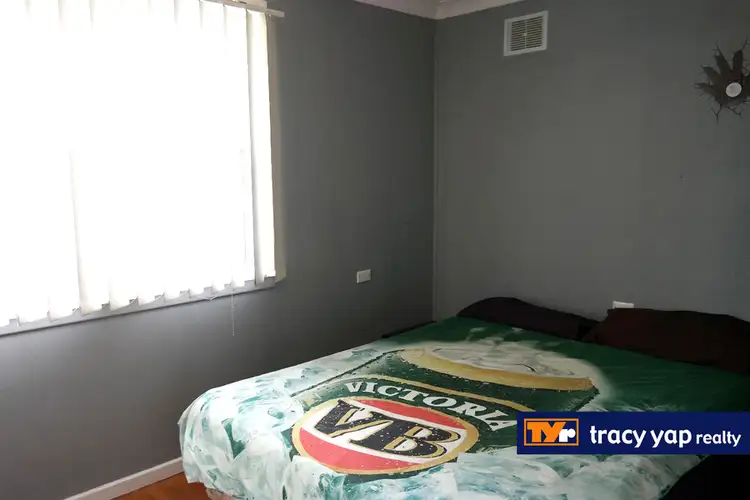 Sixth view of Homely house listing, 29 Luzon Avenue, Lethbridge Park NSW 2770