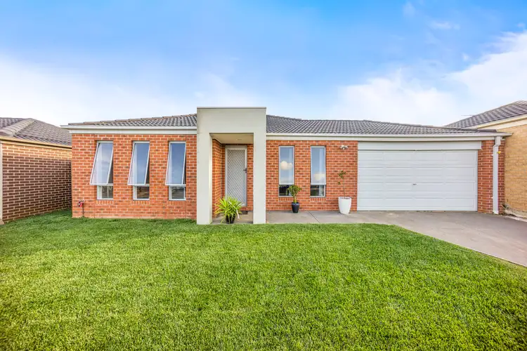 17 Lone Pine Square, Bacchus Marsh VIC 3340
