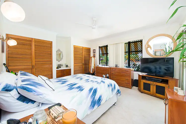 Seventh view of Homely house listing, 8 Cedar Place, Broadbeach Waters QLD 4218