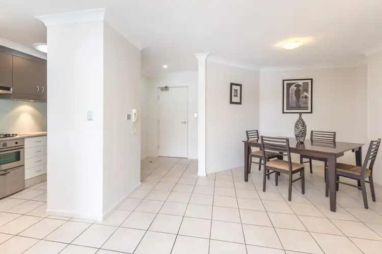 Fourth view of Homely unit listing, Unit 5/117 Fortescue Street, Spring Hill QLD 4000