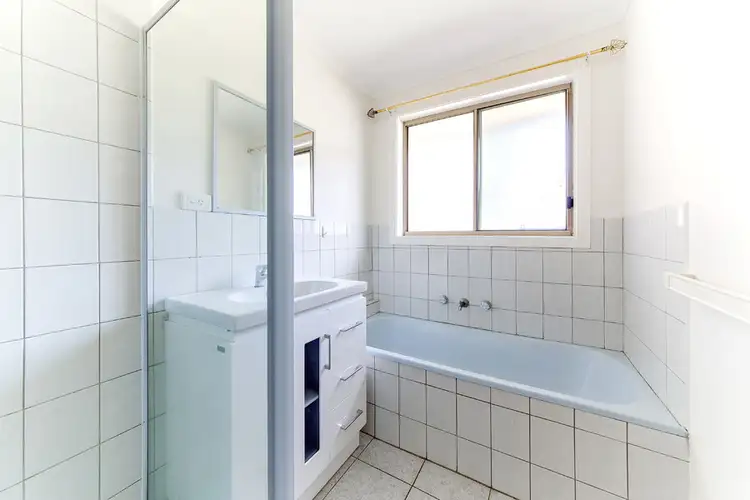 Sixth view of Homely unit listing, 3/56 Douglas Avenue, St Albans VIC 3021