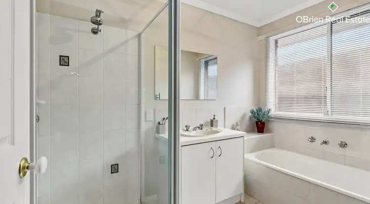 Sixth view of Homely house listing, 28 Postregna Way, Skye VIC 3977