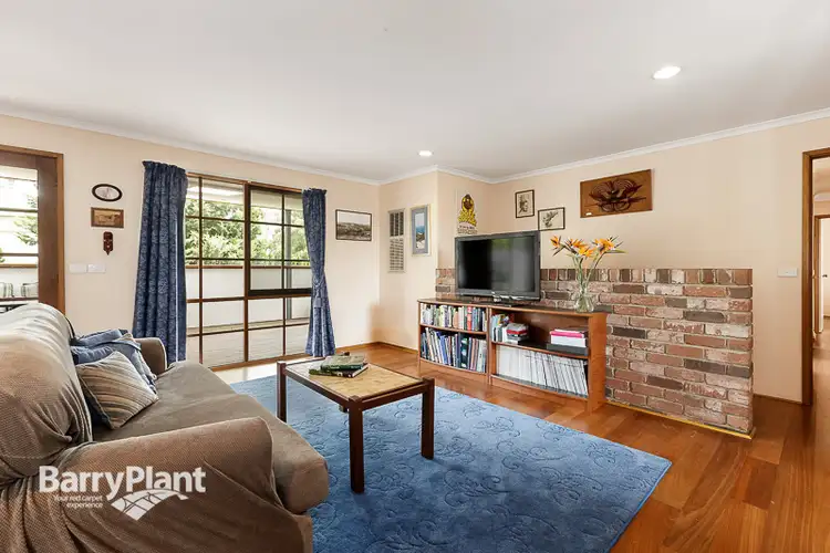 Sixth view of Homely house listing, 5 Gino Court, Diamond Creek VIC 3089