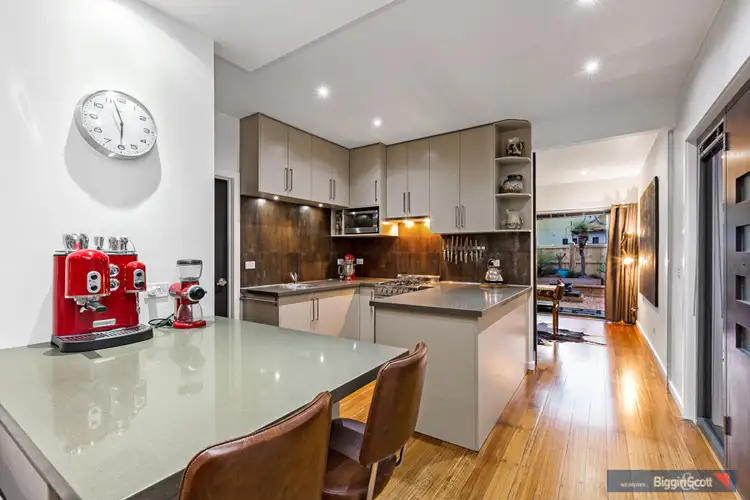 5 Williamstown Road, Seddon VIC 3011