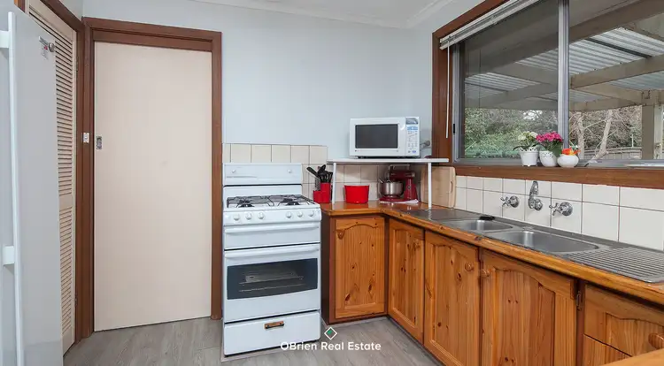 Fourth view of Homely house listing, 4 Woollahra Avenue, Keysborough VIC 3173