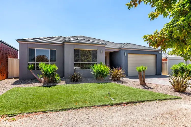 18 Thornhill Street, Melton West VIC 3337