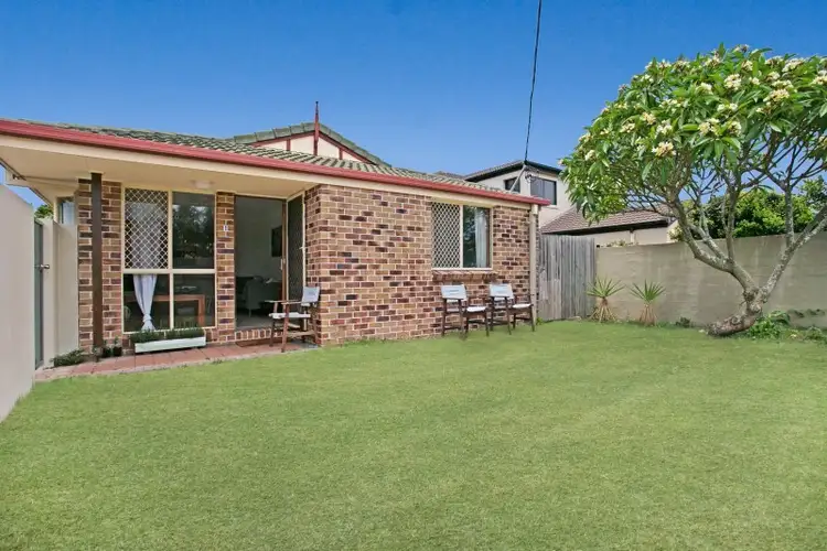 1/14 Deodar Drive, Burleigh Heads QLD 4220