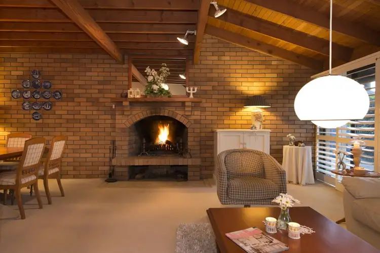Main view of Homely house listing, 10 Apley Court, Carindale QLD 4152
