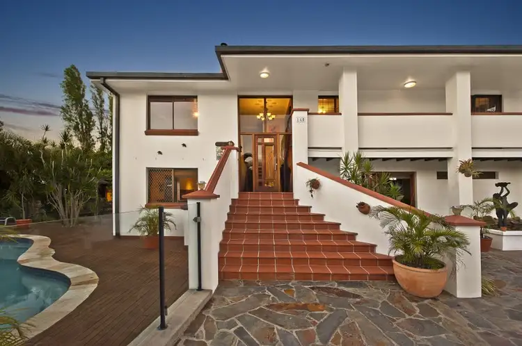 140 Samuel Street, Camp Hill QLD 4152