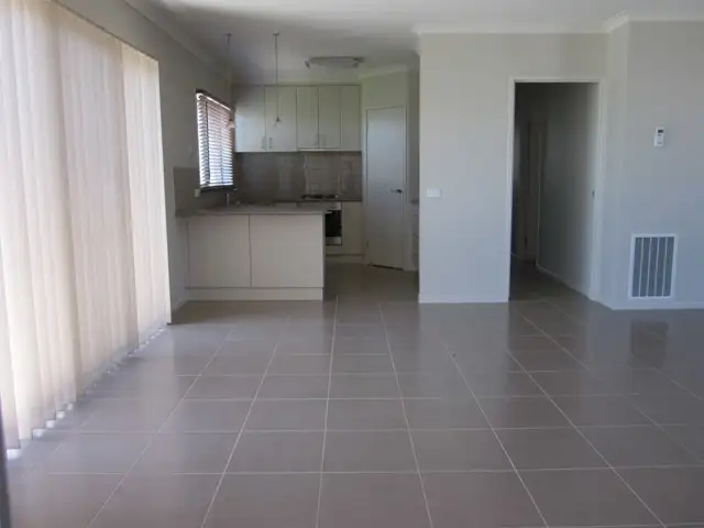 Third view of Homely townhouse listing, 3/19 Thorneycroft Avenue, Wodonga VIC 3690