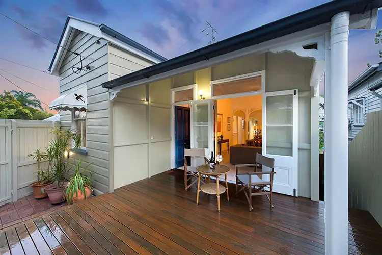 19 Lodge Street, Toowong QLD 4066