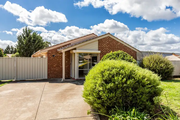 Second view of Homely house listing, 34 Stanley Crescent, Brookfield VIC 3338
