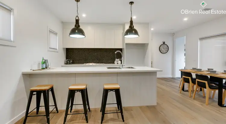 Third view of Homely townhouse listing, 2/62 Broadway, Bonbeach VIC 3196