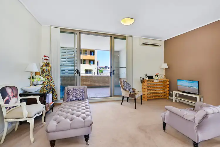 210/37 Amalfi Drive, Wentworth Point NSW 2127