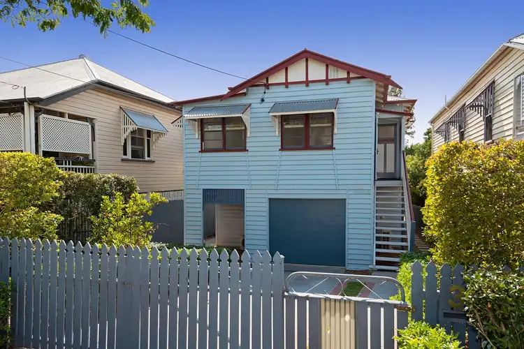 38 Gordon Street, Greenslopes QLD 4120