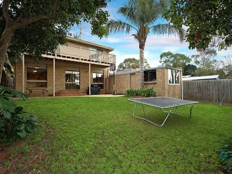 18 Forest Drive, Somerville VIC 3912