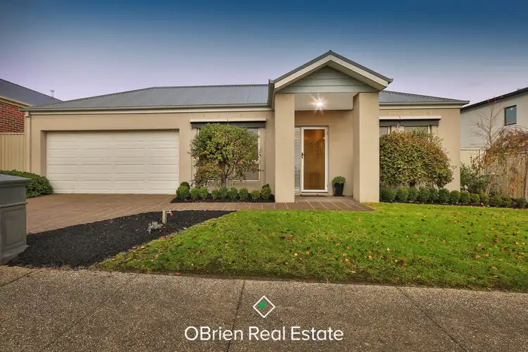 19 Murchison Link, Pakenham VIC 3810