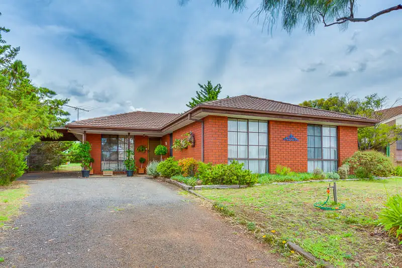 Main view of Homely house listing, 2 Peter Pan Place, Bacchus Marsh VIC 3340