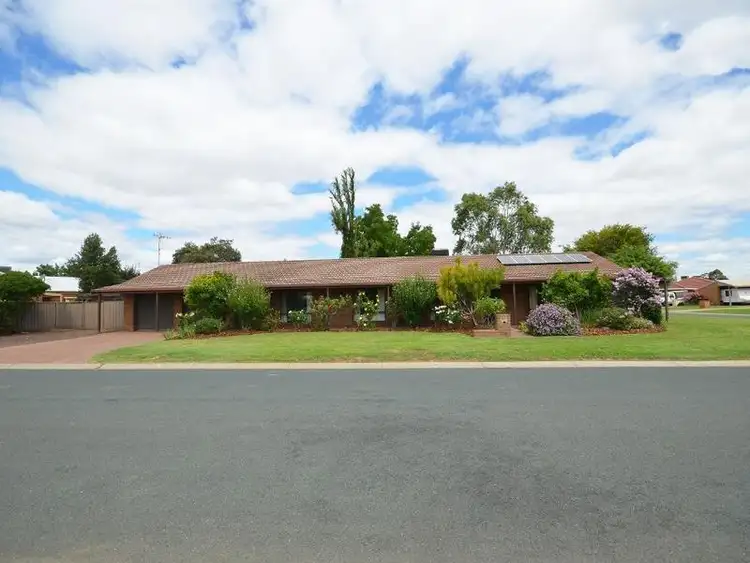 11 Pevensey Place, Echuca VIC 3564