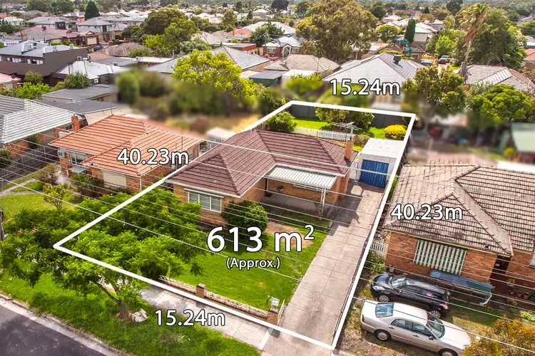 92 West Street, Hadfield VIC 3046