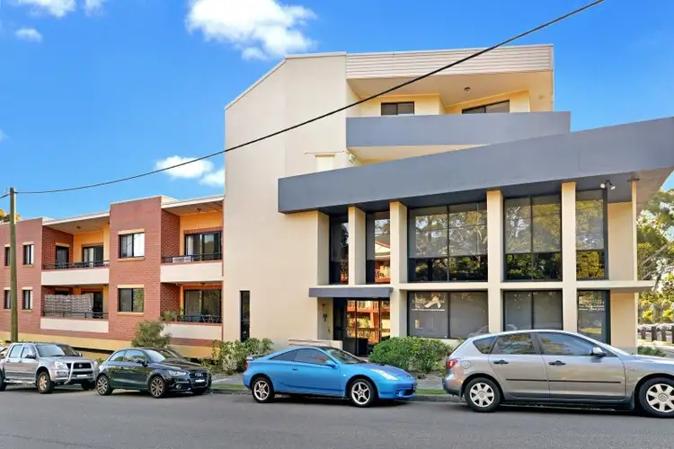 2/16 Gibbs Street, Miranda NSW 2228