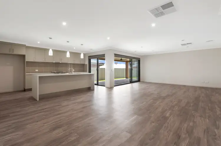 Fourth view of Homely house listing, 4 Arnica Circuit, Baranduda VIC 3691