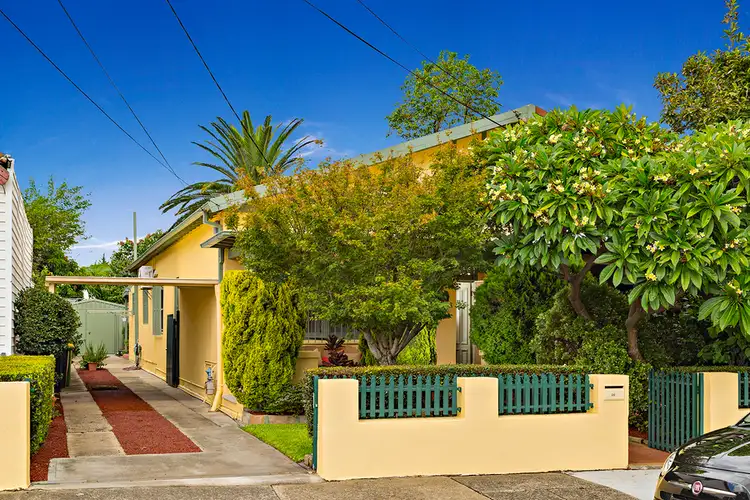 26 Heighway Avenue, Ashfield NSW 2131