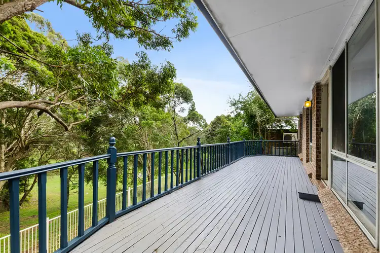 33 Kooranga Crescent, Cordeaux Heights NSW 2526