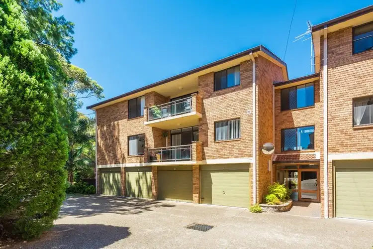 Second view of Homely apartment listing, 3/92-96 Glencoe Street, Sutherland NSW 2232