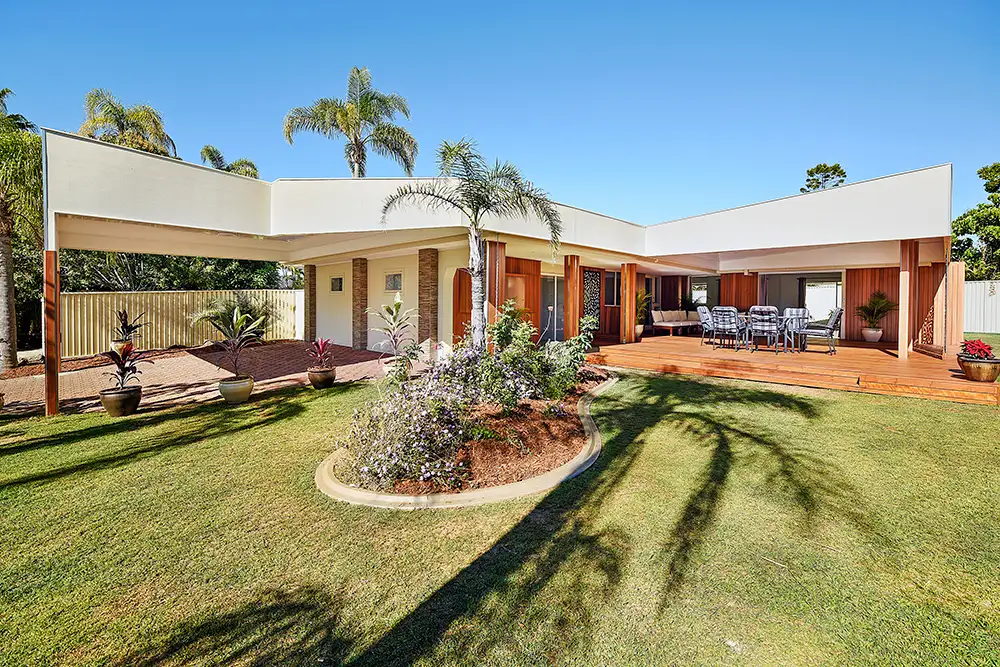 Main view of Homely house listing, 7 Lowanna Court, Mermaid Waters QLD 4218