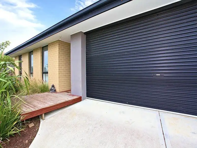Main view of Homely house listing, 16 Dominic Mews, Somerville VIC 3912