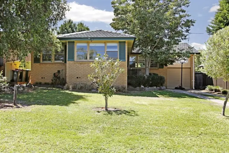 6 Wentworth Drive, Camden South NSW 2570