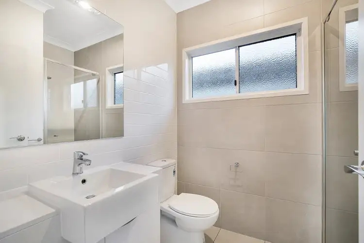 Sixth view of Homely unit listing, 2/11 Roberts Street, South Toowoomba QLD 4350