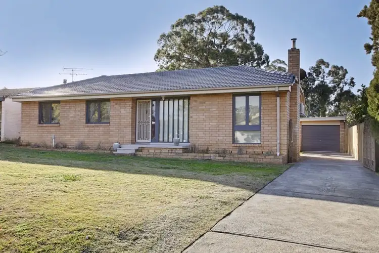 8 Barratt Avenue, Camden South NSW 2570