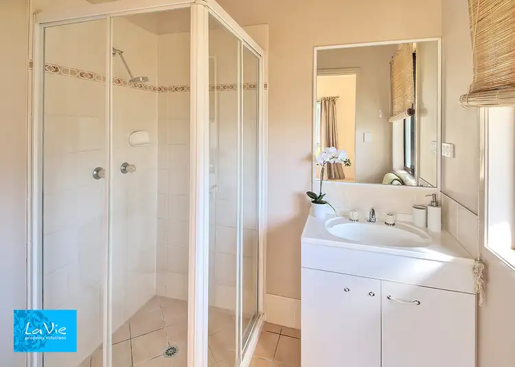 Sixth view of Homely house listing, 1 Benjamin Court, Springfield Lakes QLD 4300