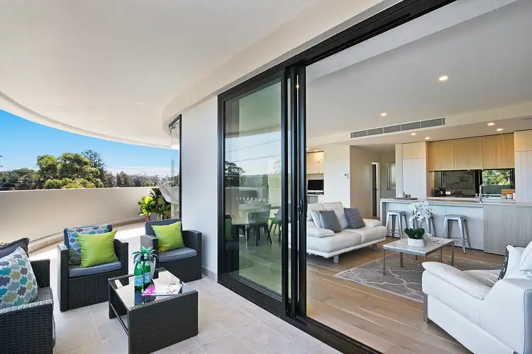 30/1 Walsh Street, North Narrabeen NSW 2101