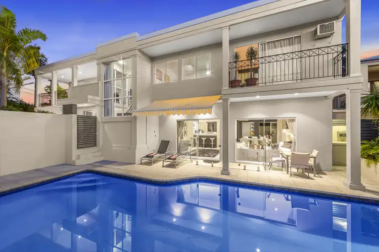 37 Kneale Street, Holland Park West QLD 4121