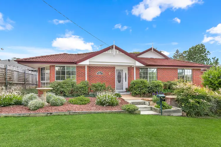 1A Raphael Drive, Hornsby Heights NSW 2077