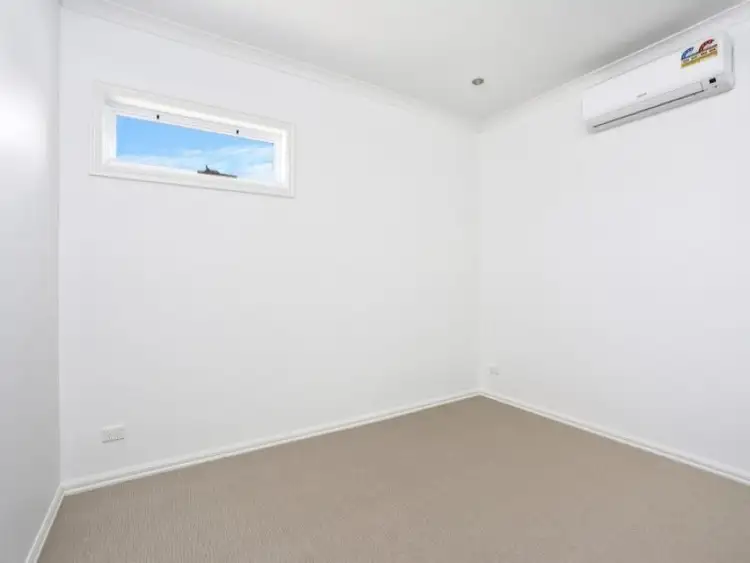 Fifth view of Homely unit listing, 3/10 View Street, Glenroy VIC 3046