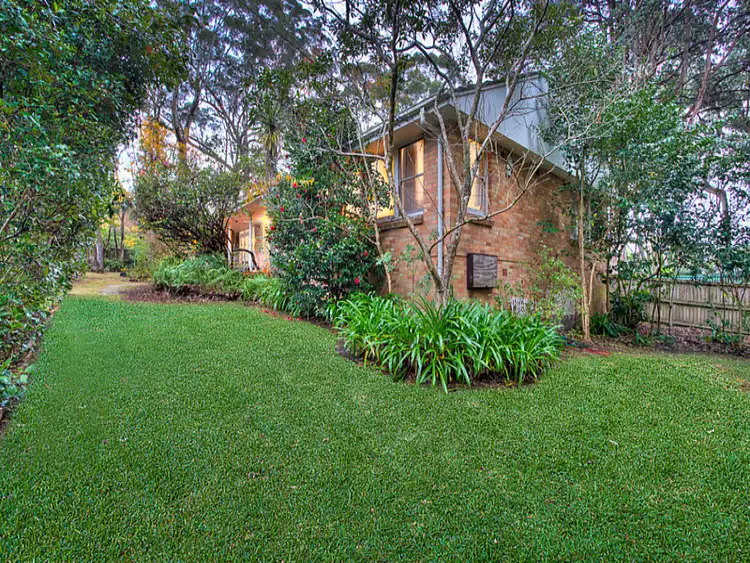 176 Burns Road, Turramurra NSW 2074