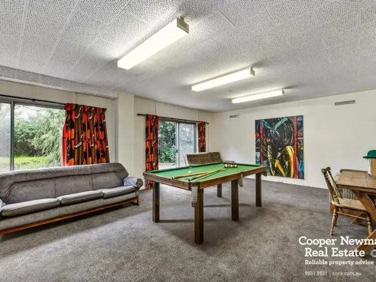 Seventh view of Homely house listing, 8 Joanna Court, Mount Waverley VIC 3149