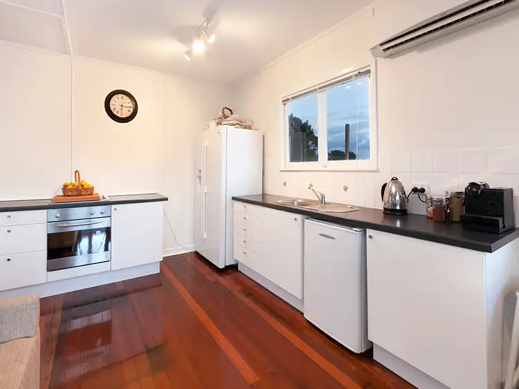 Fifth view of Homely house listing, 8 Dunstan Street, Moorooka QLD 4105