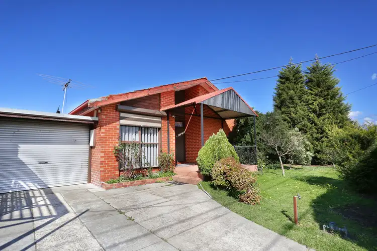 24 Hampden Street, Dallas VIC 3047