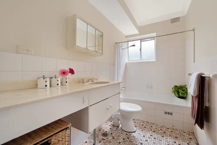 Third view of Homely apartment listing, 8/128 Lawrence Street, Freshwater NSW 2096