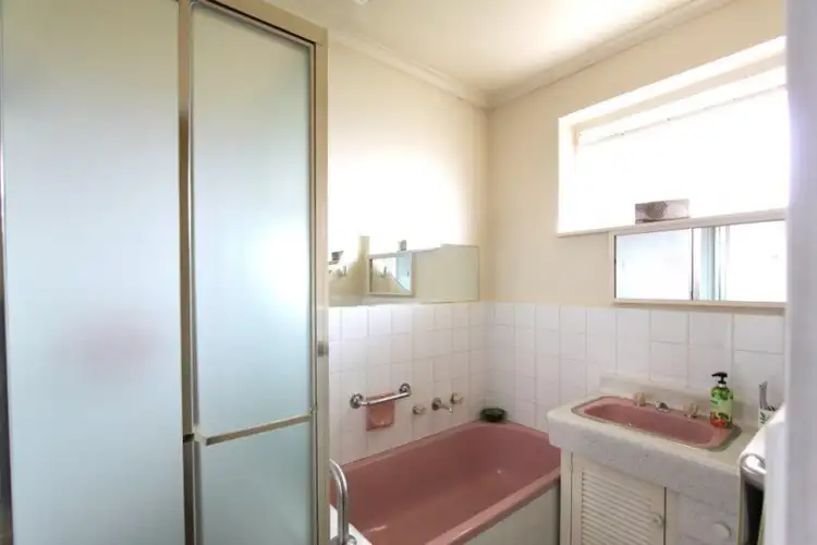 Sixth view of Homely unit listing, 7/3 King Edward Avenue, Albion VIC 3020