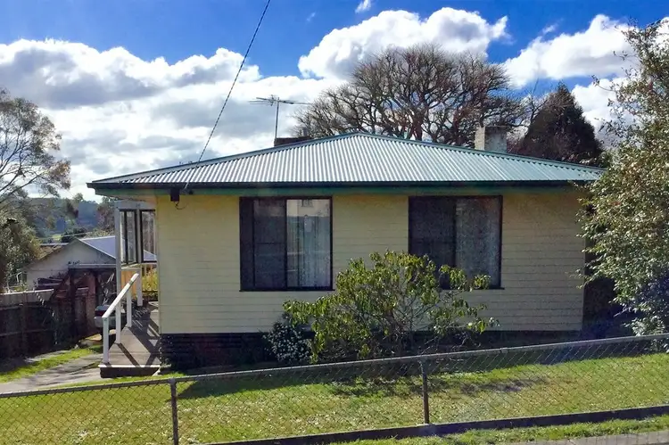 24 MacQueen Avenue, Korumburra VIC 3950