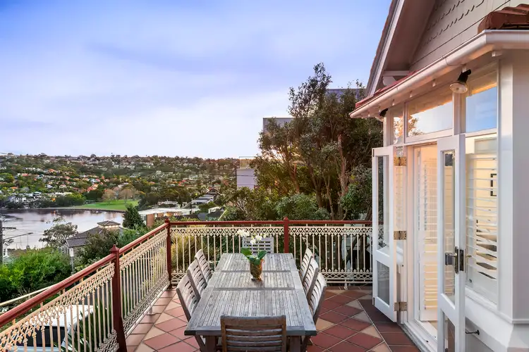 46 Upper Clifford Avenue, Fairlight NSW 2094